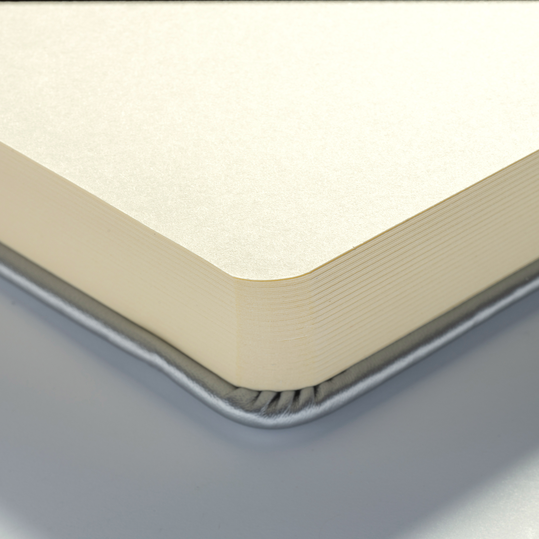 Talens Art Creation Sketchbook Shiny Silver