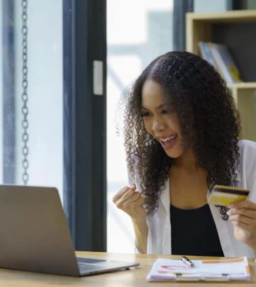 Business Credit Score Explained (PAYDEX, Intelliscore, SBSS)