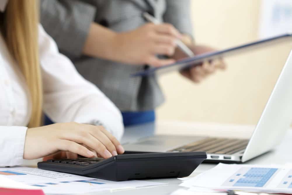 Best Business Structure for Building Credit Fast